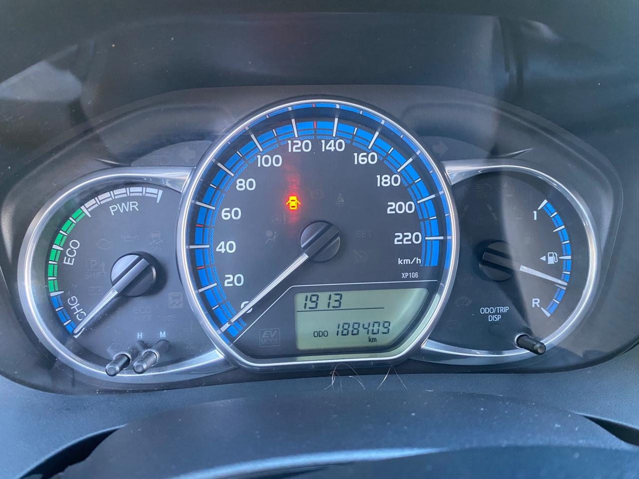 Toyota Yaris 1.5 Hybrid 5 porte Active NEOPATENTATI!!!