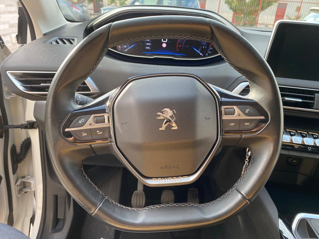 Peugeot 3008 BlueHDi 120 S&S Active