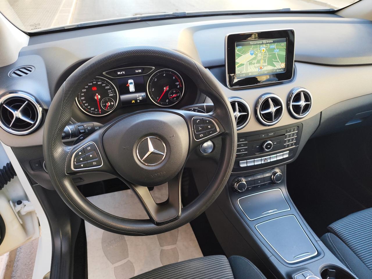 Mercedes-benz B 180 d 109cv Automatica NAVI