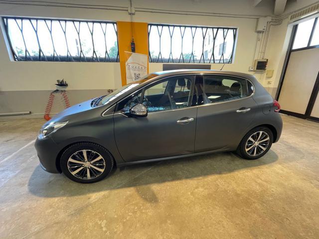 PEUGEOT 208 Allure 1.6 Blue HDI 100