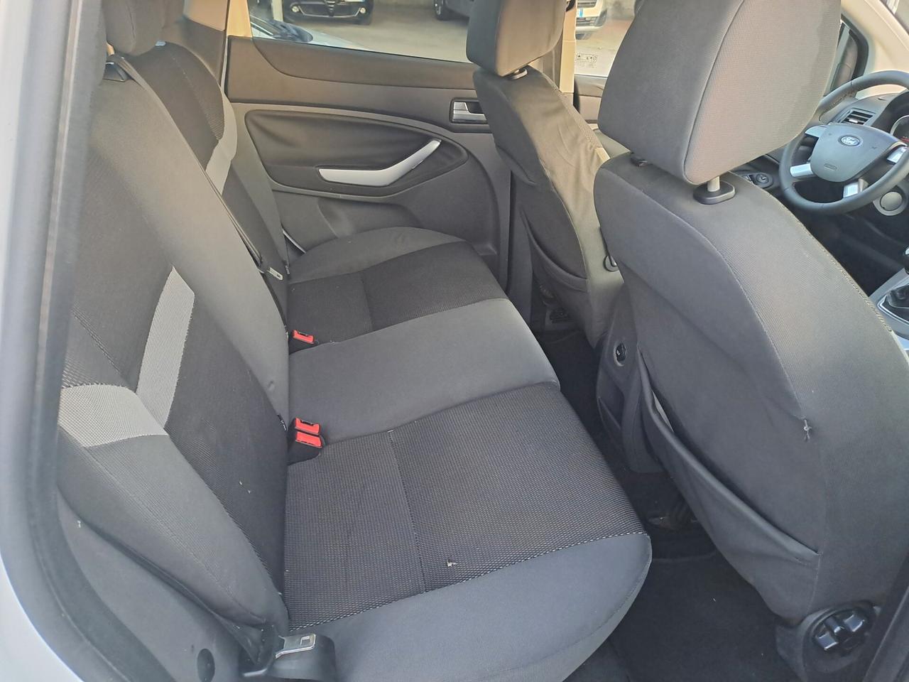 Ford Kuga 2.0 TDCi 140 CV 2WD Titanium DPF