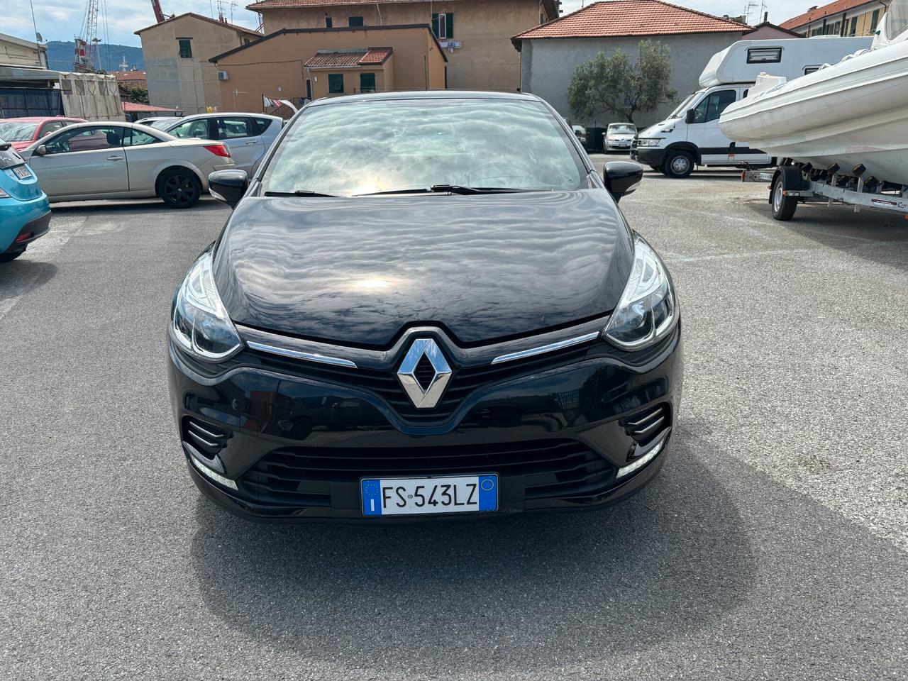 Renault Clio TCe 12V 75 CV 5 porte Duel OK NEOPATENTATI