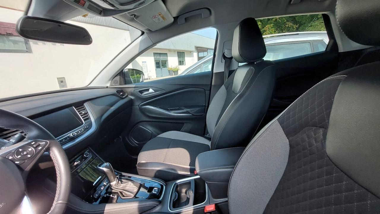 Opel Grandland 1.5 Diesel Automatica Neopatentati