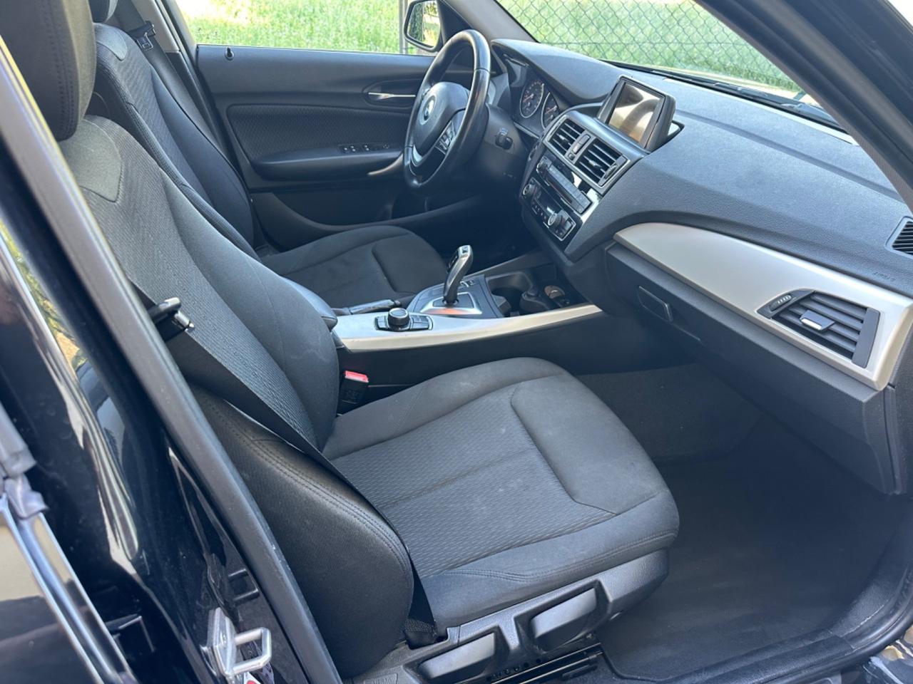 Bmw 118 118d 5p. Advantage