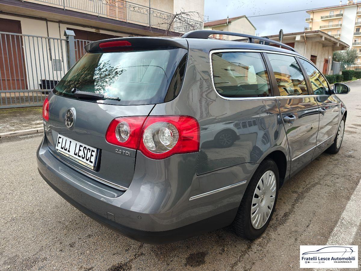 VOLKSWAGEN - Passat Variant Variant 2.0 tdi Comfortline dpf