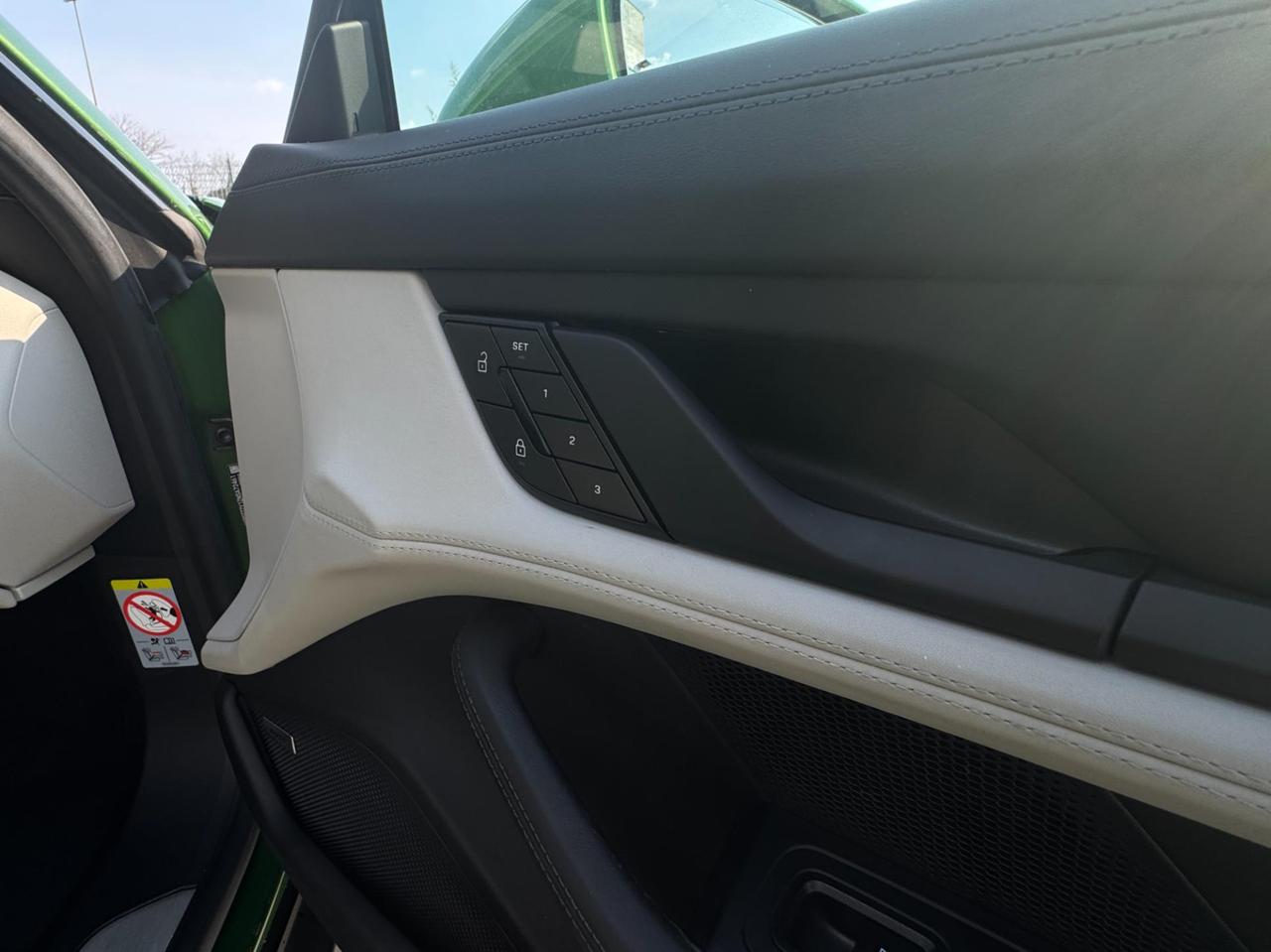 Porsche Taycan Cross Turismo Turbo 5p.ti