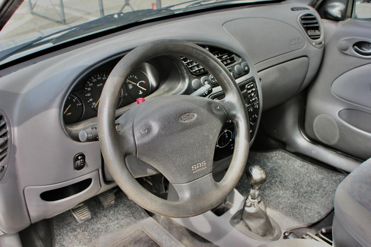 Ford Fiesta 5p 1.3 University 60cv