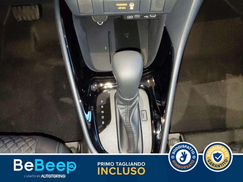 Toyota Yaris 1.5H 130 LOUNGE