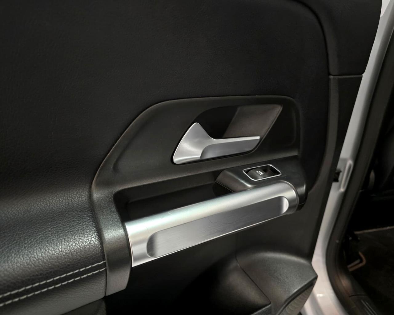 Mercedes-benz GLB 180 d Automatic Sport Plus