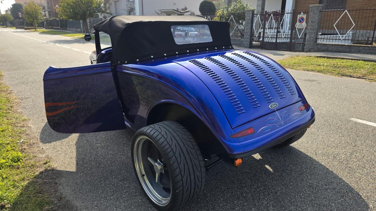 FORD HOT ROD ROADSTER