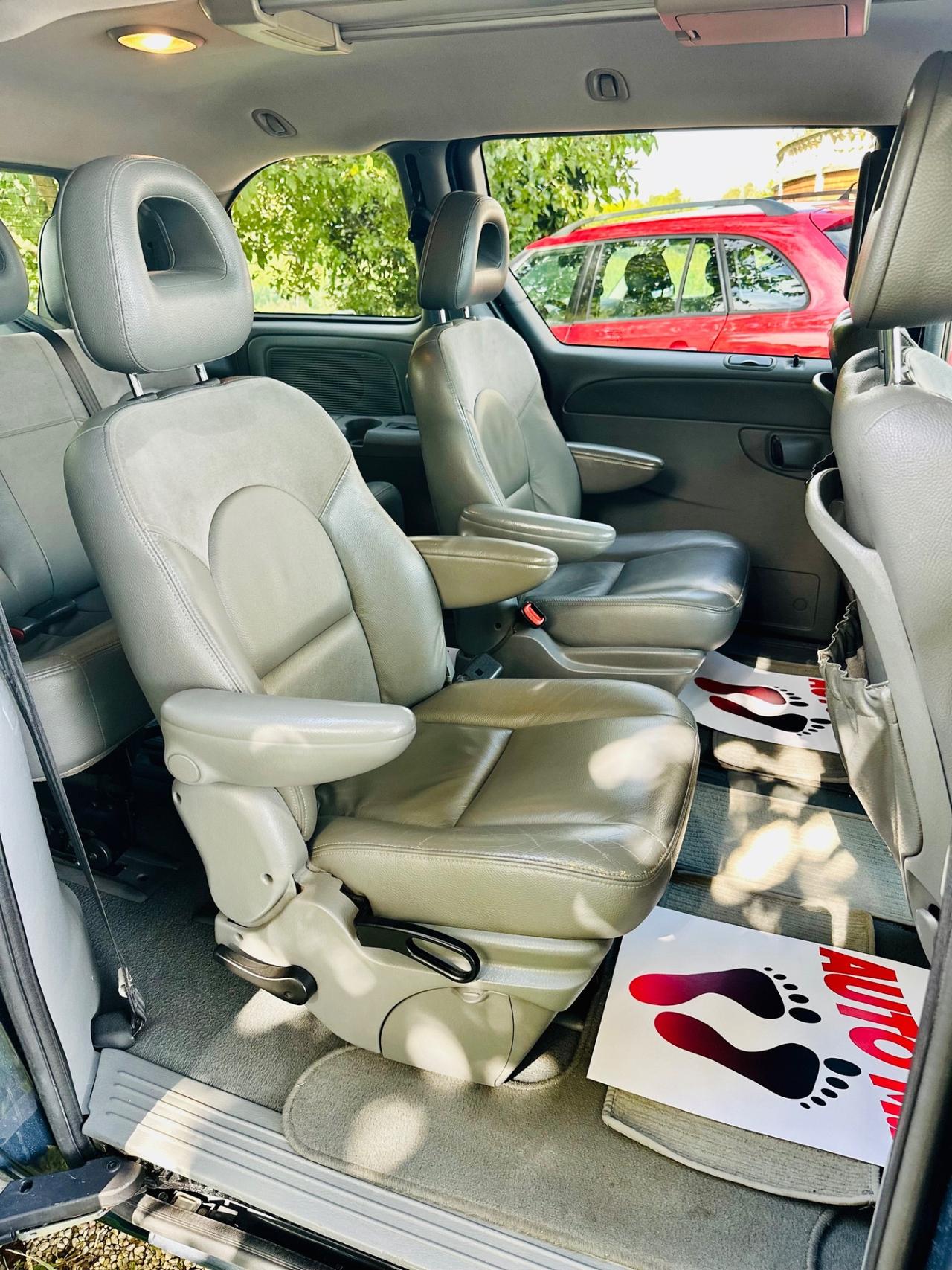 Chrysler Voyager 2008 2.8 CRD AUTOMATICO 7 POSTI ! ! !