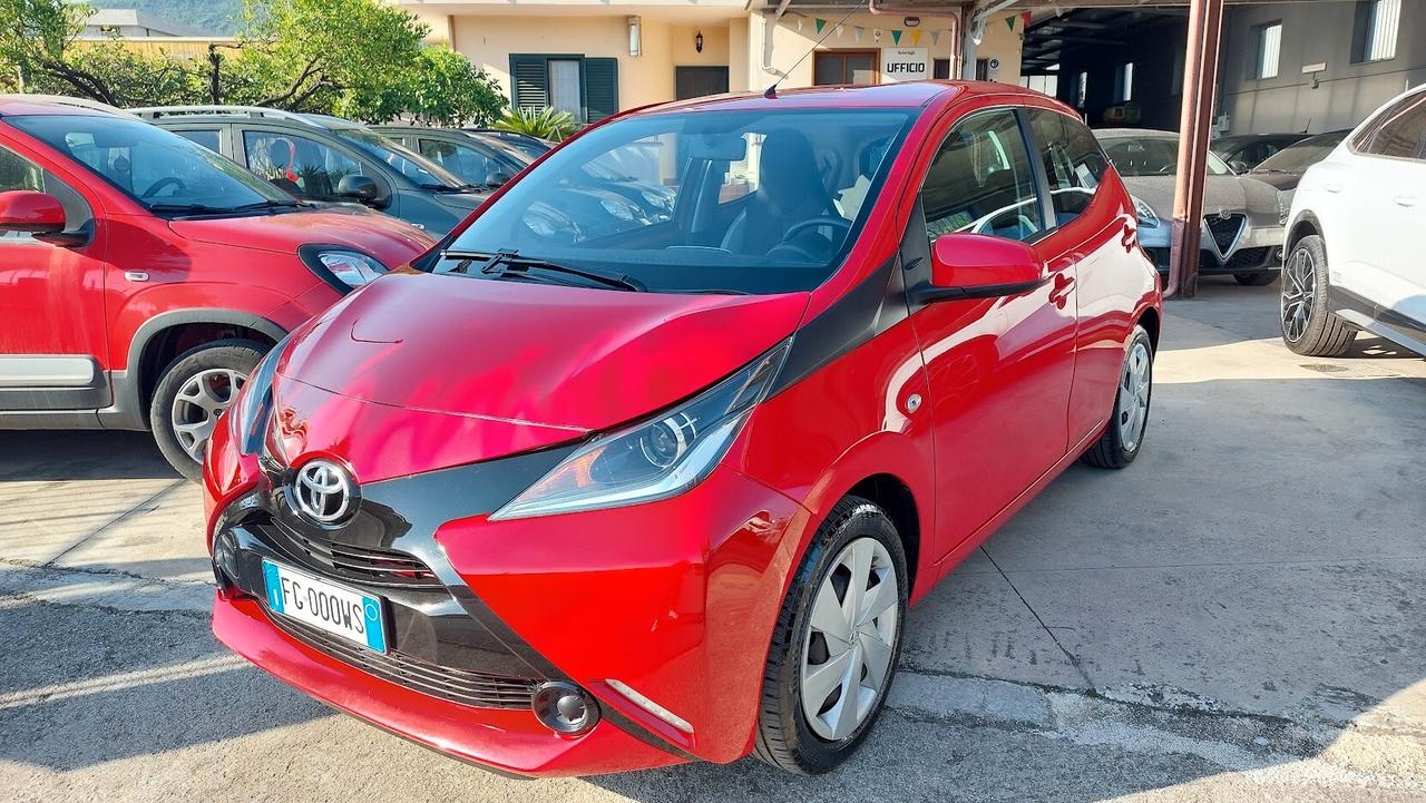 Toyota Aygo 1.0 VVT-i 69 CV 5 porte 2017