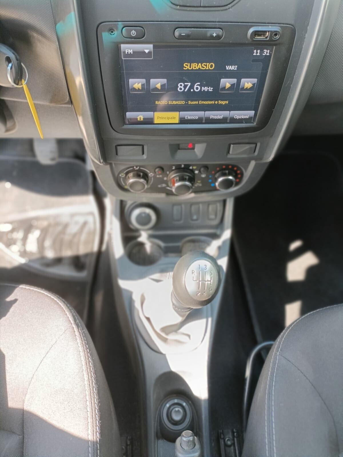 Dacia Duster 1.5 dCi 110CV 4x4 DISTRIBUZIONE