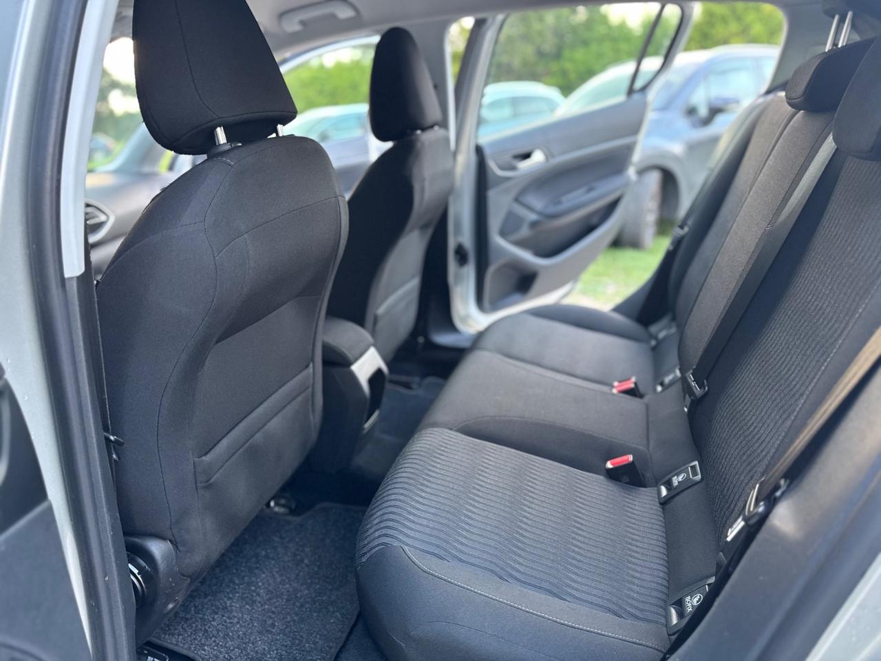 Peugeot 308 BlueHDi 100 S&S Active