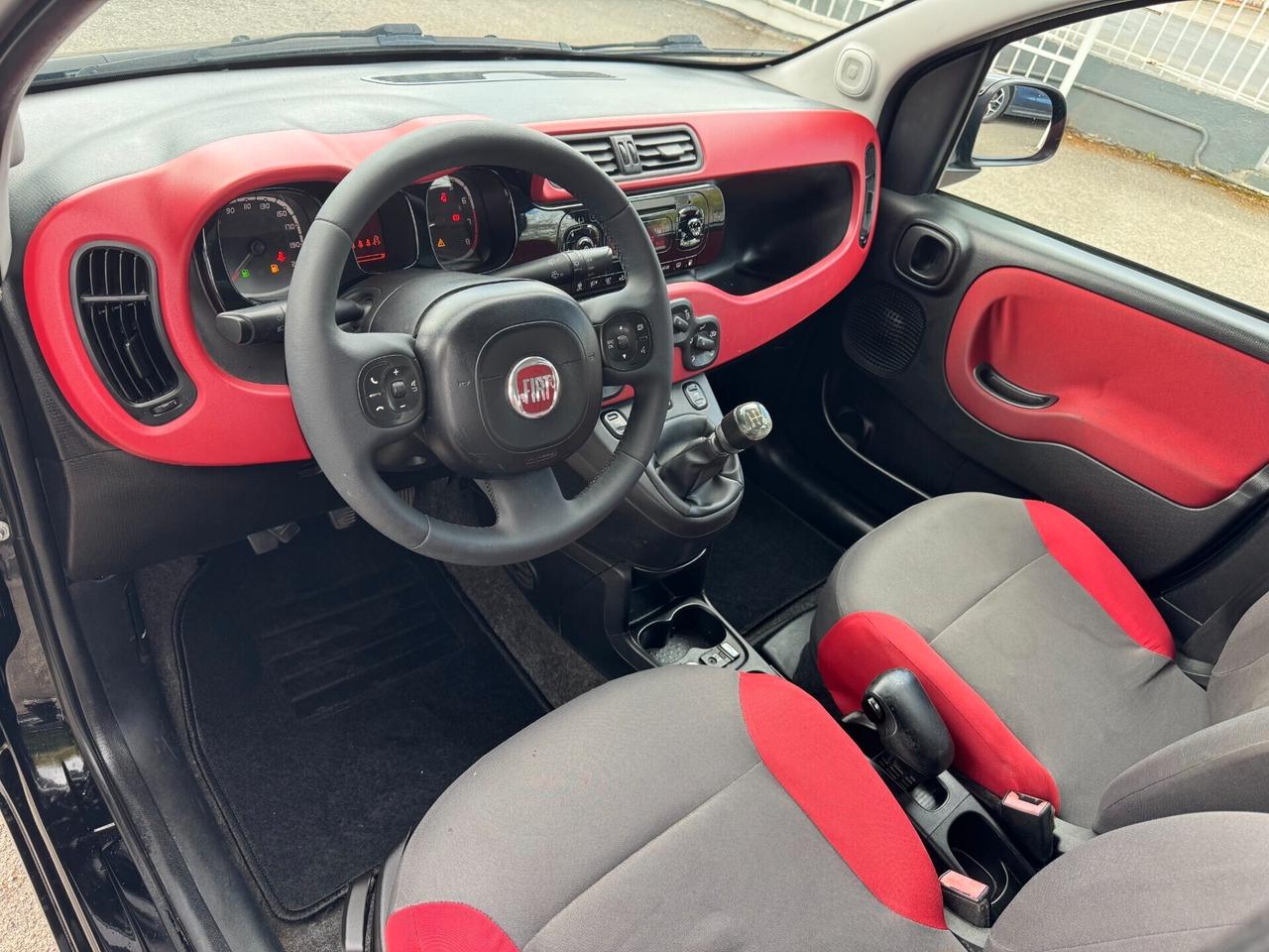 Fiat New Panda 0.9 TwinAir Turbo Natural Power Lounge