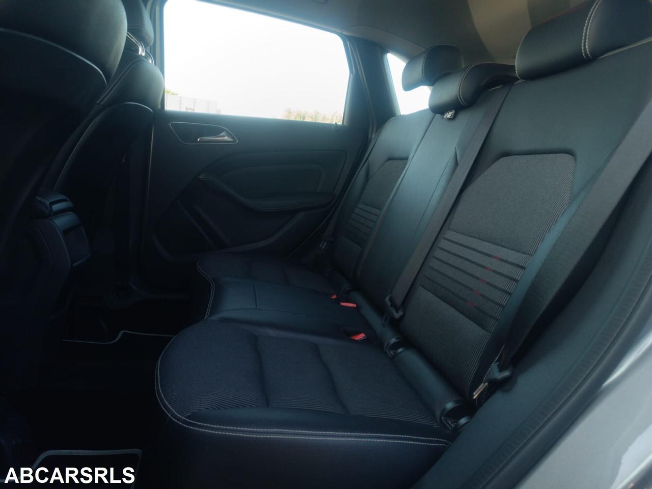 MERCEDES - Classe B - B 180 d Automatic - FINANZIA
