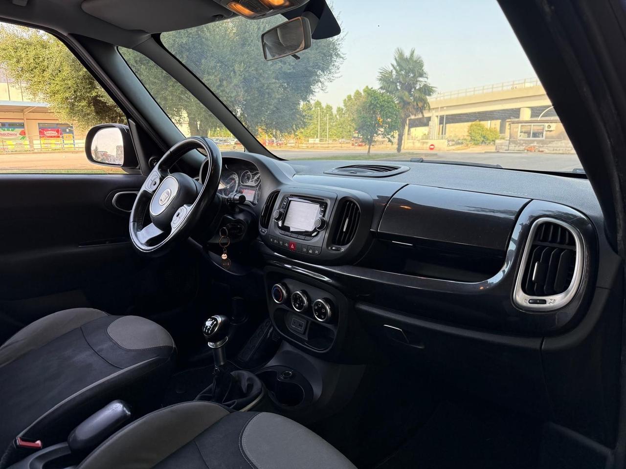 Fiat 500L 1.6 Multijet 120 CV Lounge in ottime condizioni