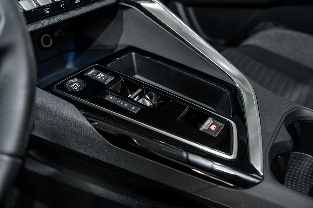 Peugeot 3008 1.5 bluehdi Active Pack s&s 130cv eat8