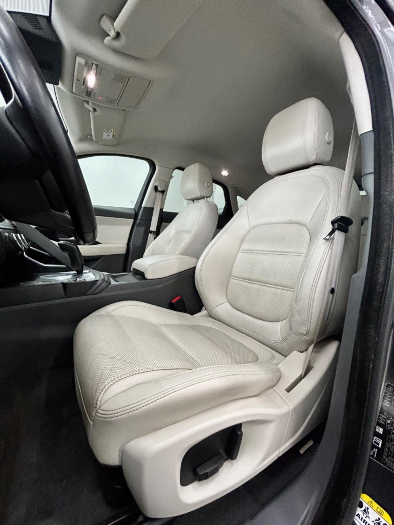 Jaguar E-Pace 2.0D 150 CV AWD R-Dynamic S FINANZIABILE