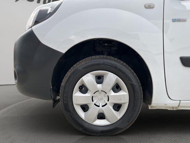 RENAULT Kangoo Z.E. ALLESTITO