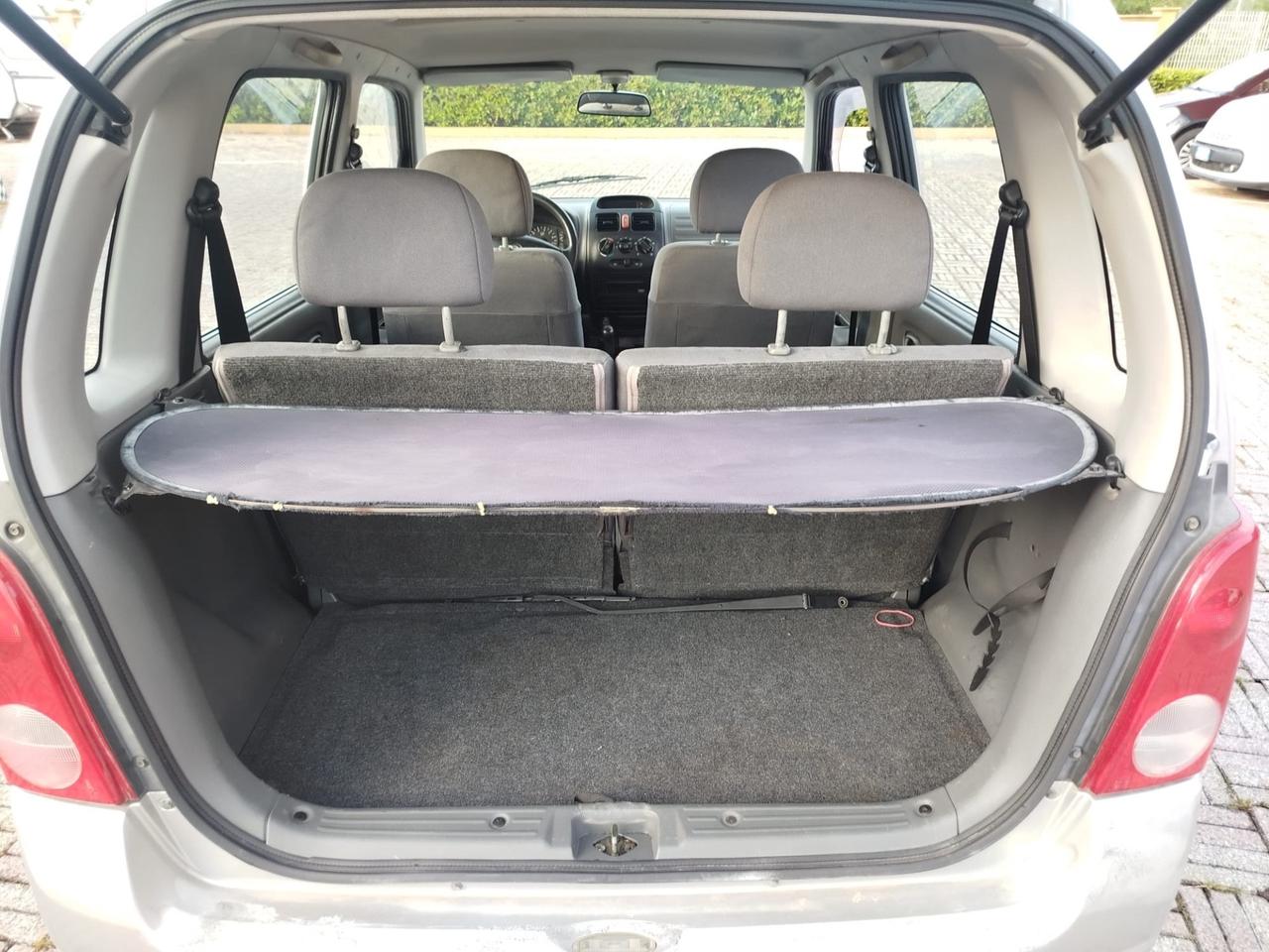 Opel Agila 1.2 16V Comfort