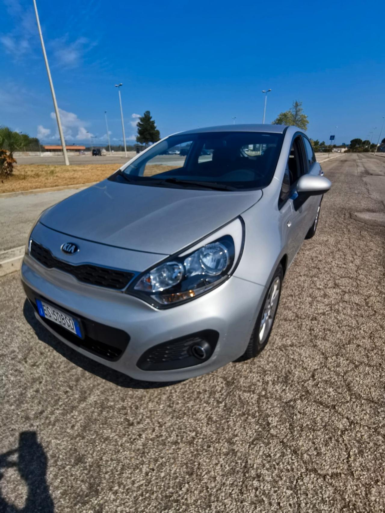 Kia Rio 1.2 CVVT 5p. GPL Active - 2013