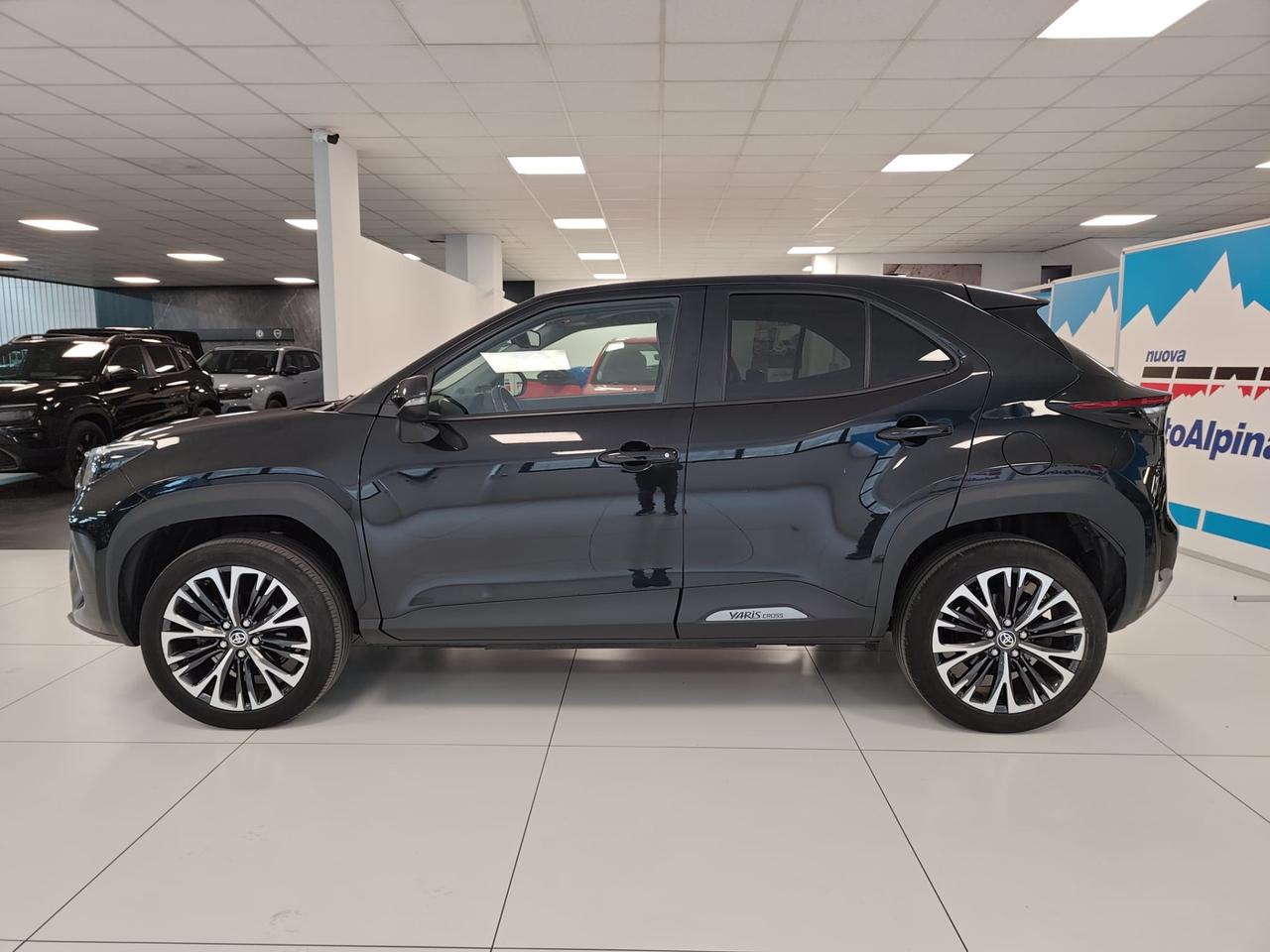 TOYOTA Yaris Cross 1.5h Lounge awd-i 116cv e-cvt