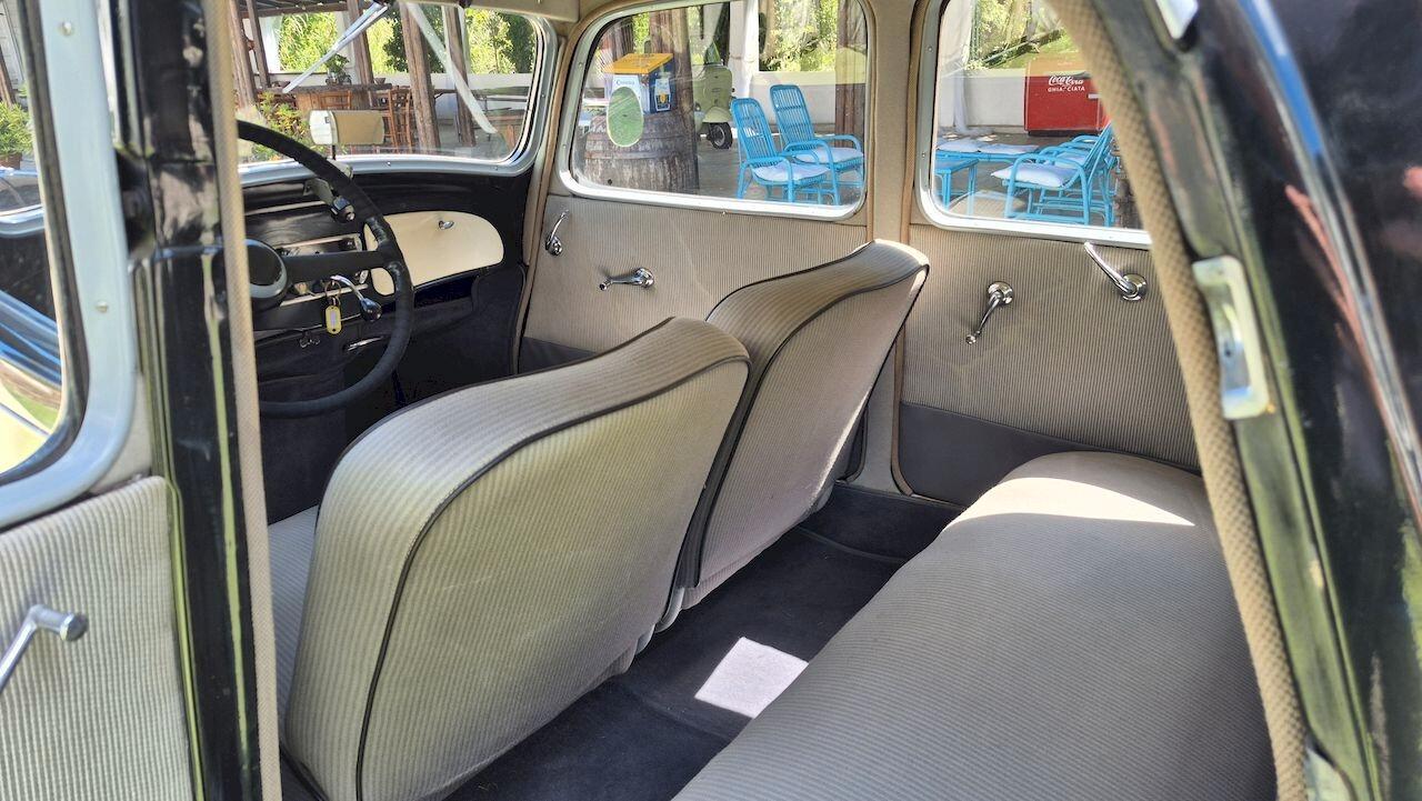 Citroen Traction Avant 11 BL – 1955