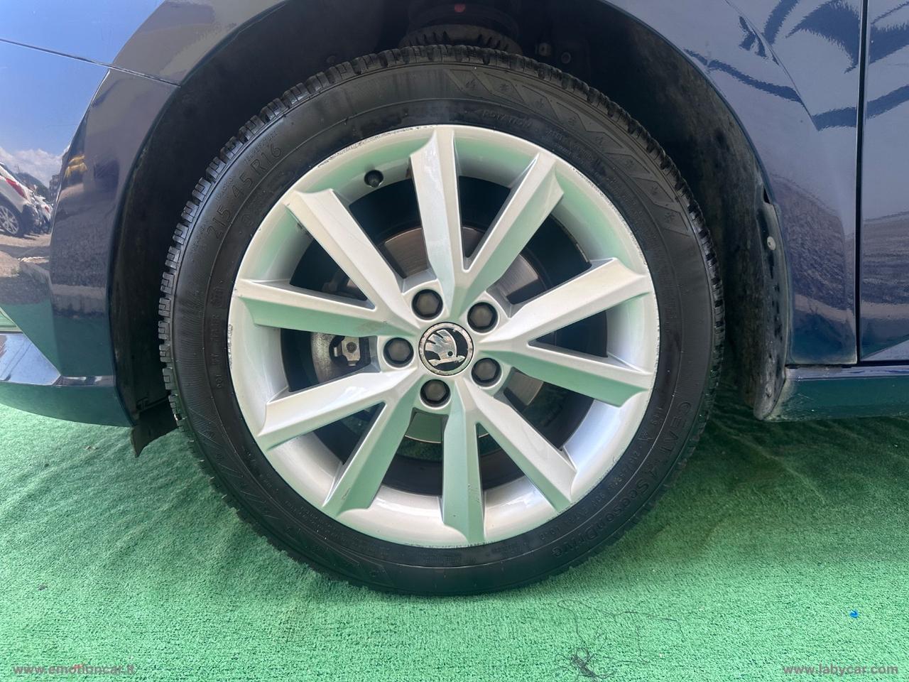 SKODA Fabia 1.0 MPI 60 CV Twin Color D.E. Arg. - 2017
