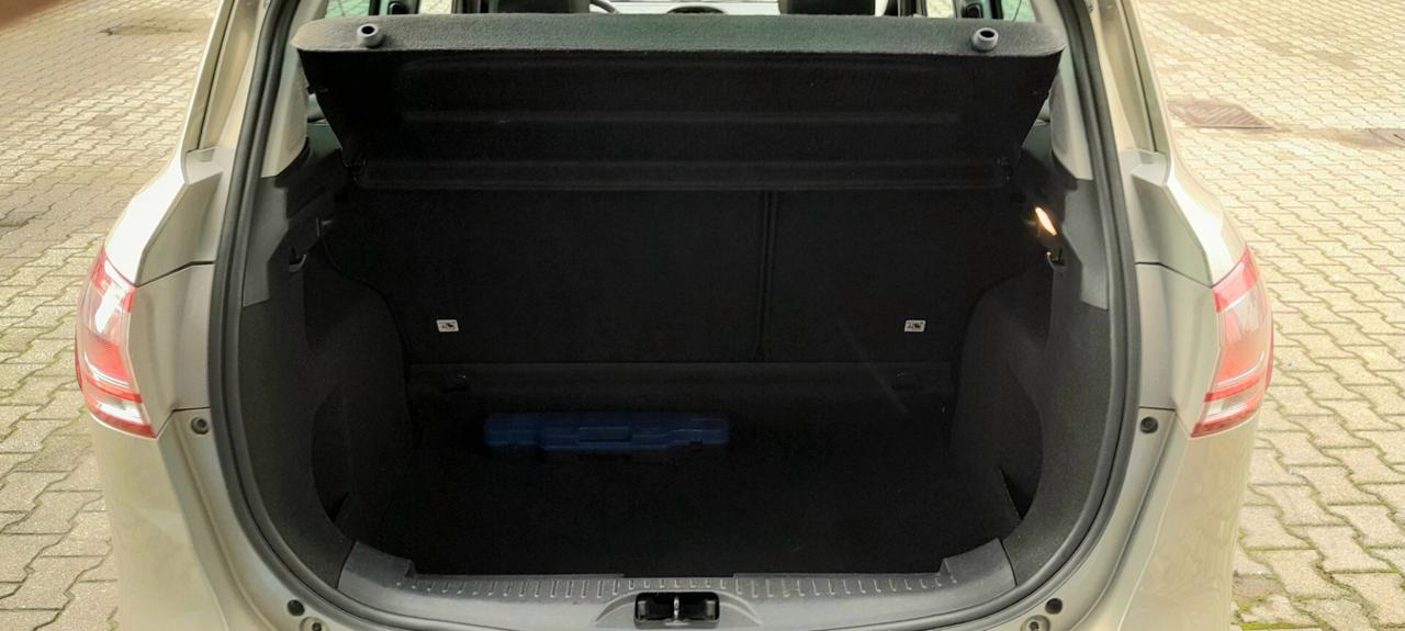 Ford B-Max 1.6 105 CV Automatica Tetto Telecamera