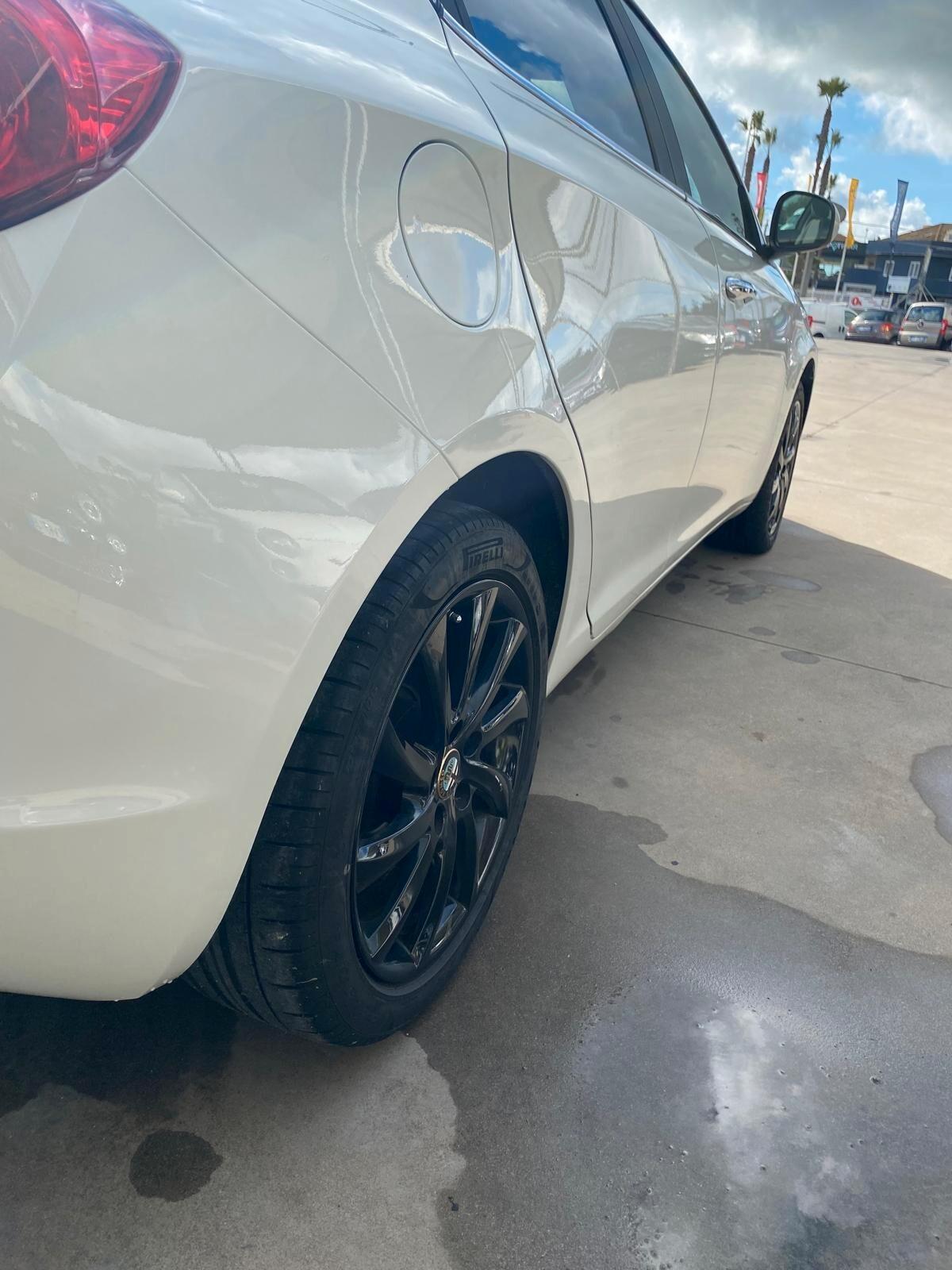 Alfa Romeo Giulietta 1.6 JTDm-2 105 CV Business