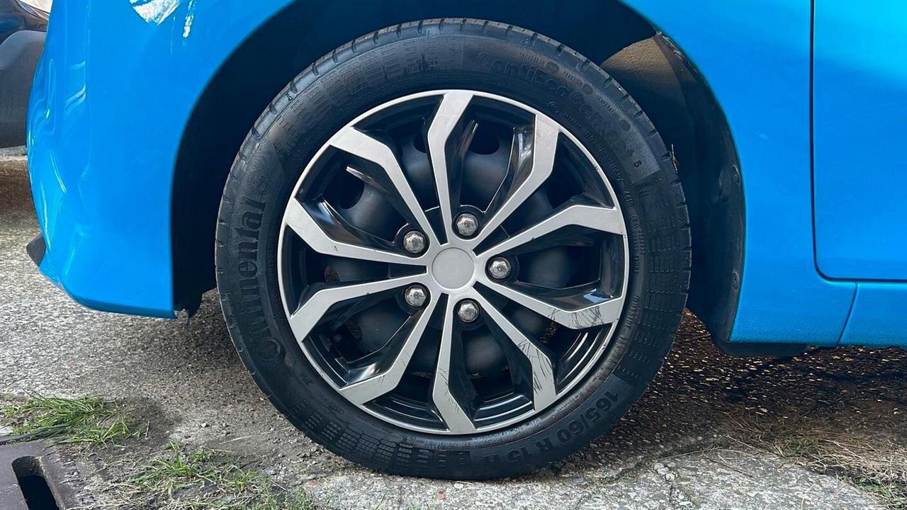 Toyota Aygo 1.0 VVT-i 72 CV 5 porte x-cool MMT