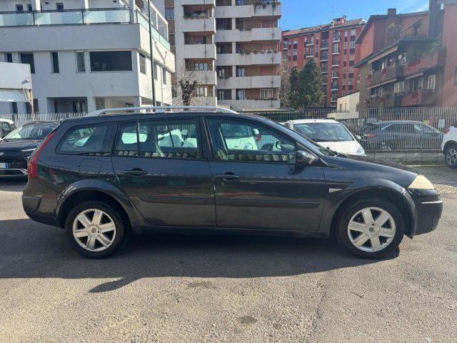 RENAULT Megane GRANDTOUR 1.5 dCi/105CV Serie Spec.