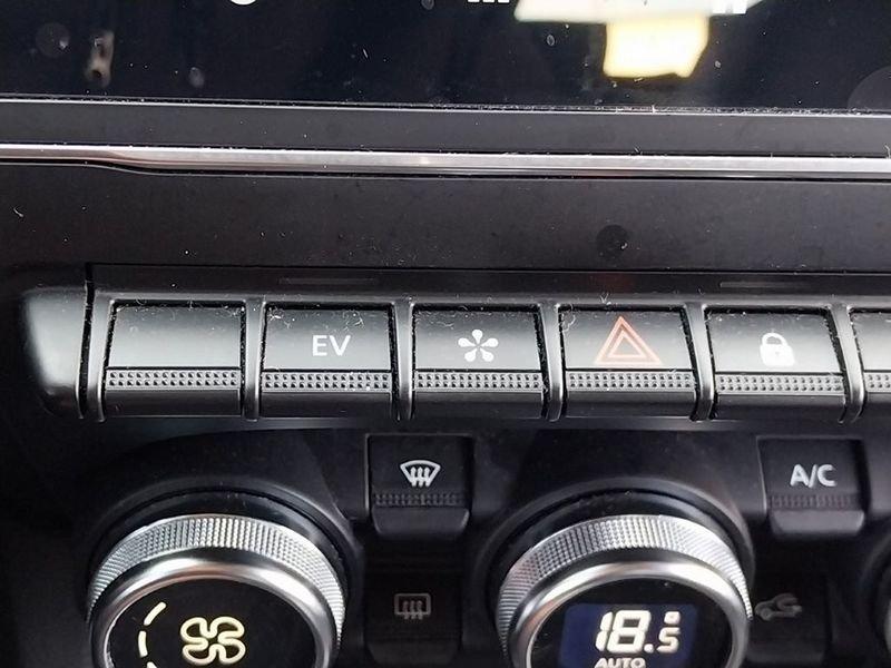 Renault Captur 1.6 E-TECH Hybrid Intens Auto 145cv 1.6 E-Tech hybrid Intens 145cv auto