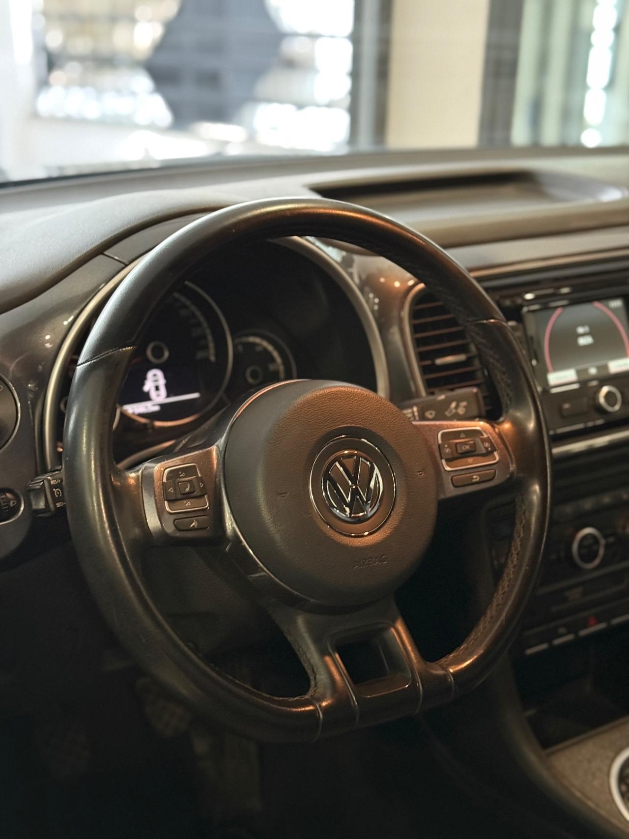 Volkswagen Maggiolino Cabrio 1.6 TDI Sport BlueMotion Technology