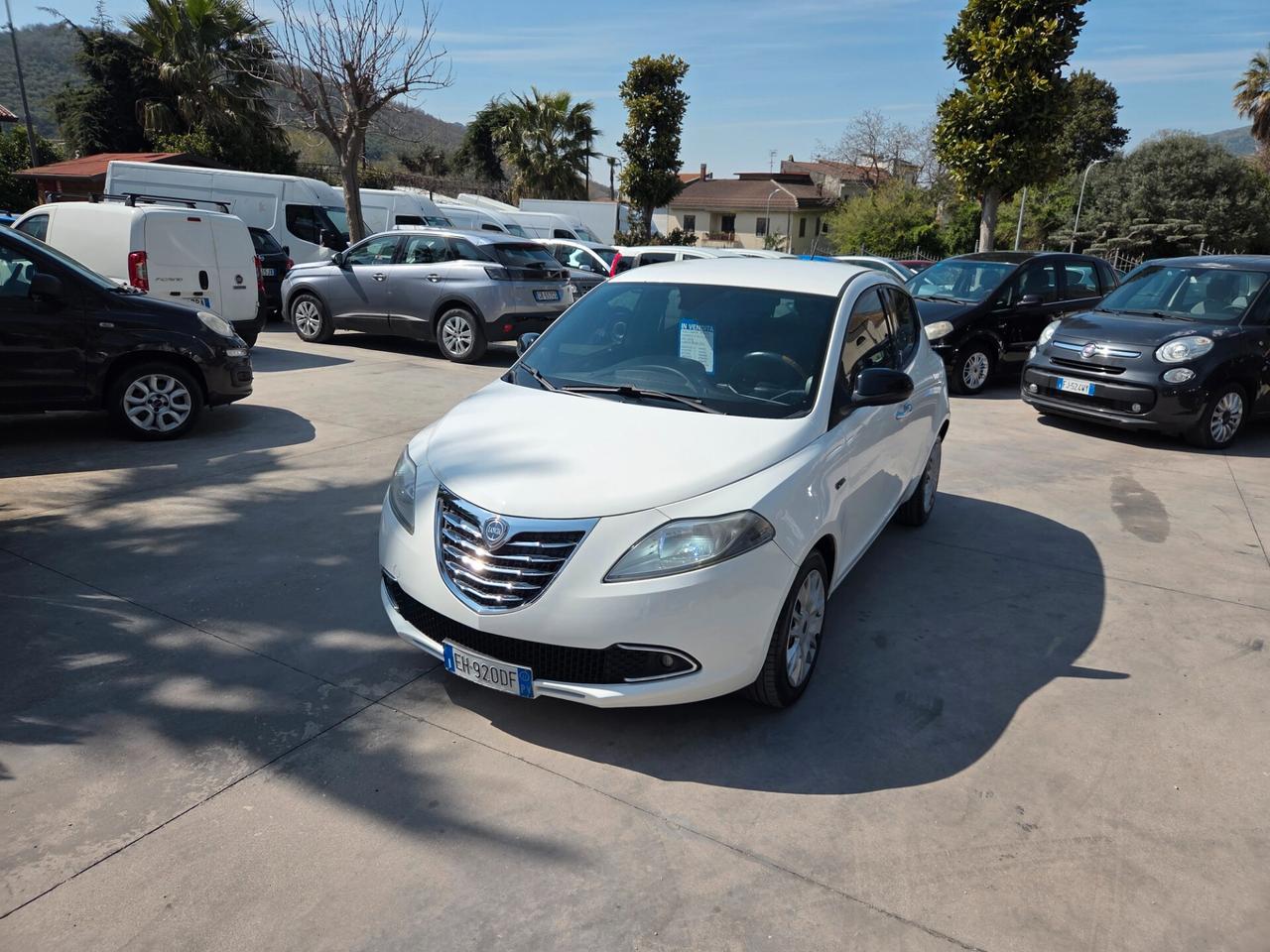 Lancia Ypsilon 1.2 69 CV 5 porte GPL Ecochic Silver