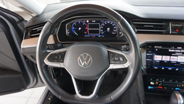 VOLKSWAGEN Passat Variant 2.0 TDI SCR 190 CV DSG Executive BMT