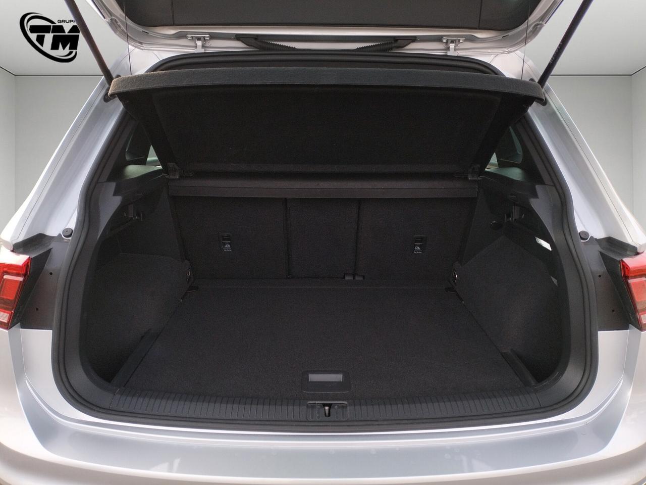 Volkswagen Tiguan 2.0 TDI 150 CV SCR DSG R-Line