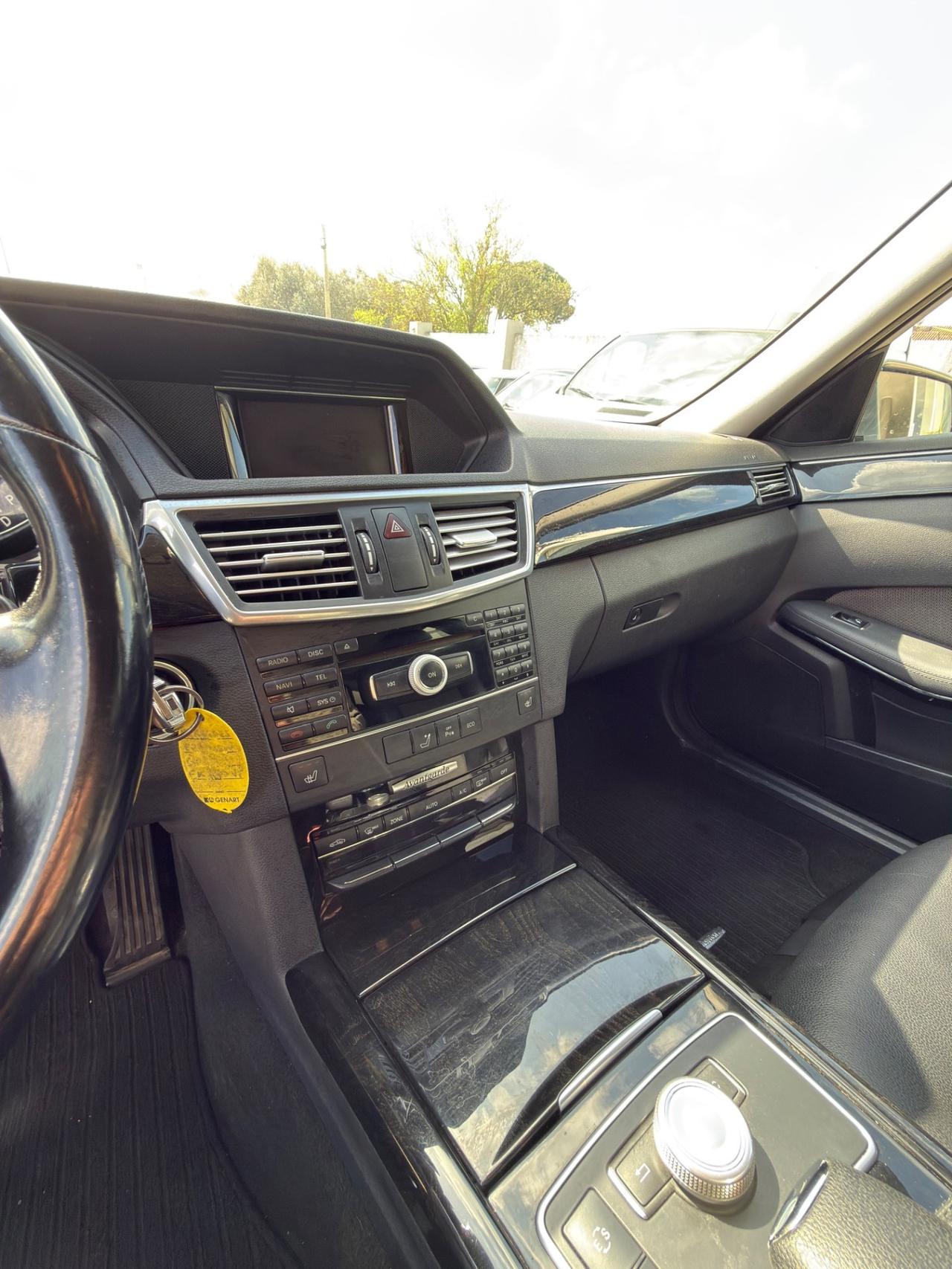 Mercedes-benz E 220 CDI S.W. BlueEFFICIENCY Avantgarde