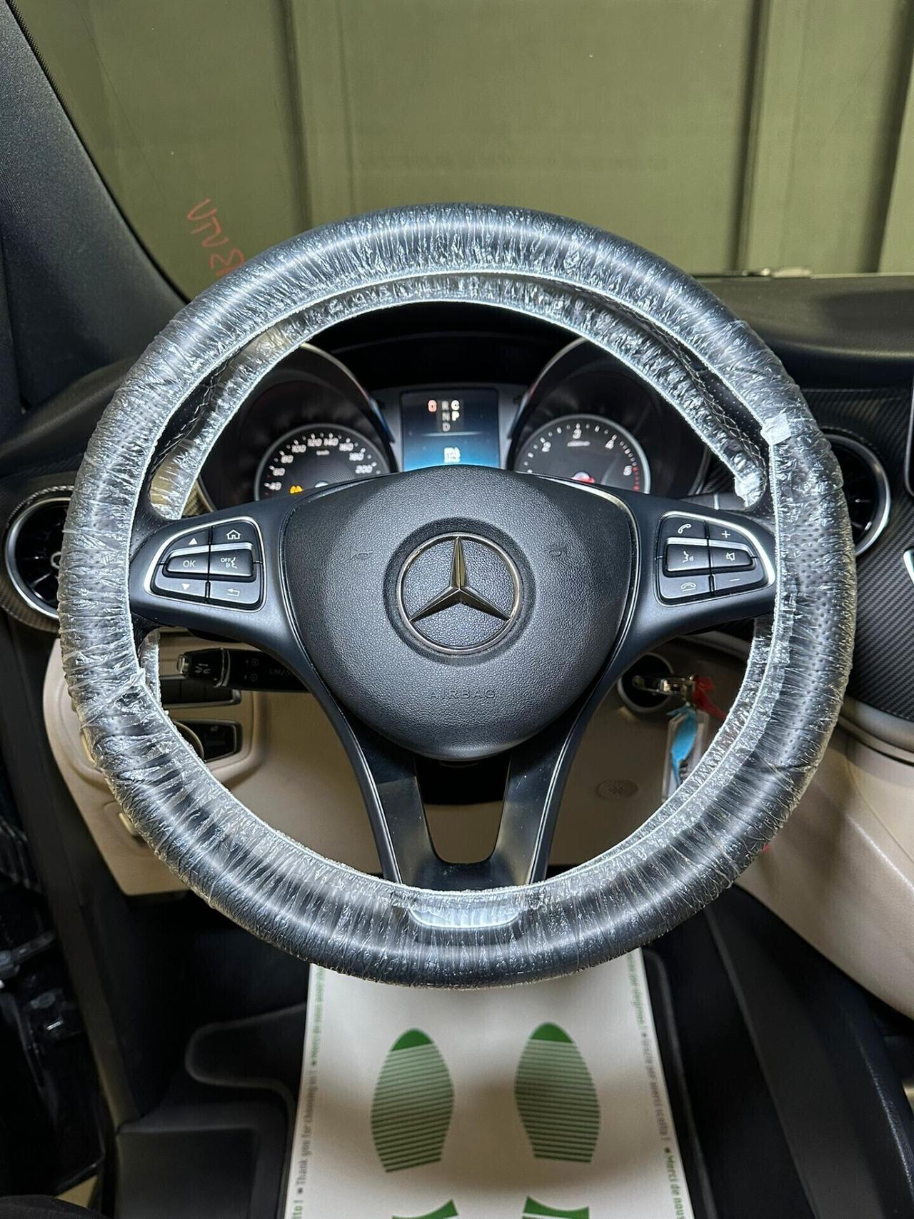 Mercedes-benz V V300D 4MATIC PREMIUM IVA ESPOSTA