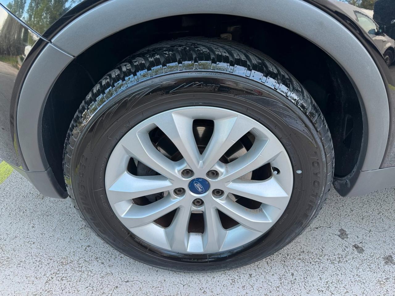 Ford Kuga 2.0 tdci 2wd 140cv GARANZIA 24 MESI