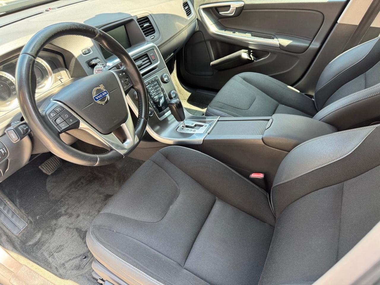 Volvo V60 D4 Geartronic Business*EURO5*CERCHI