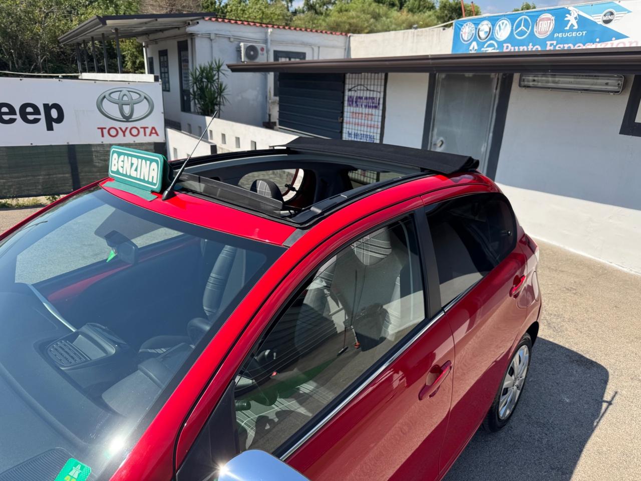 Peugeot 108 VTi 68 5 porte Allure Cabrio