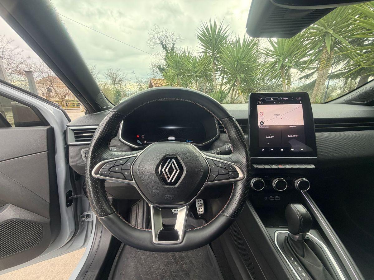 RENAULT - Clio - Full Hybrid E-Tech 145 CV E. Alpine