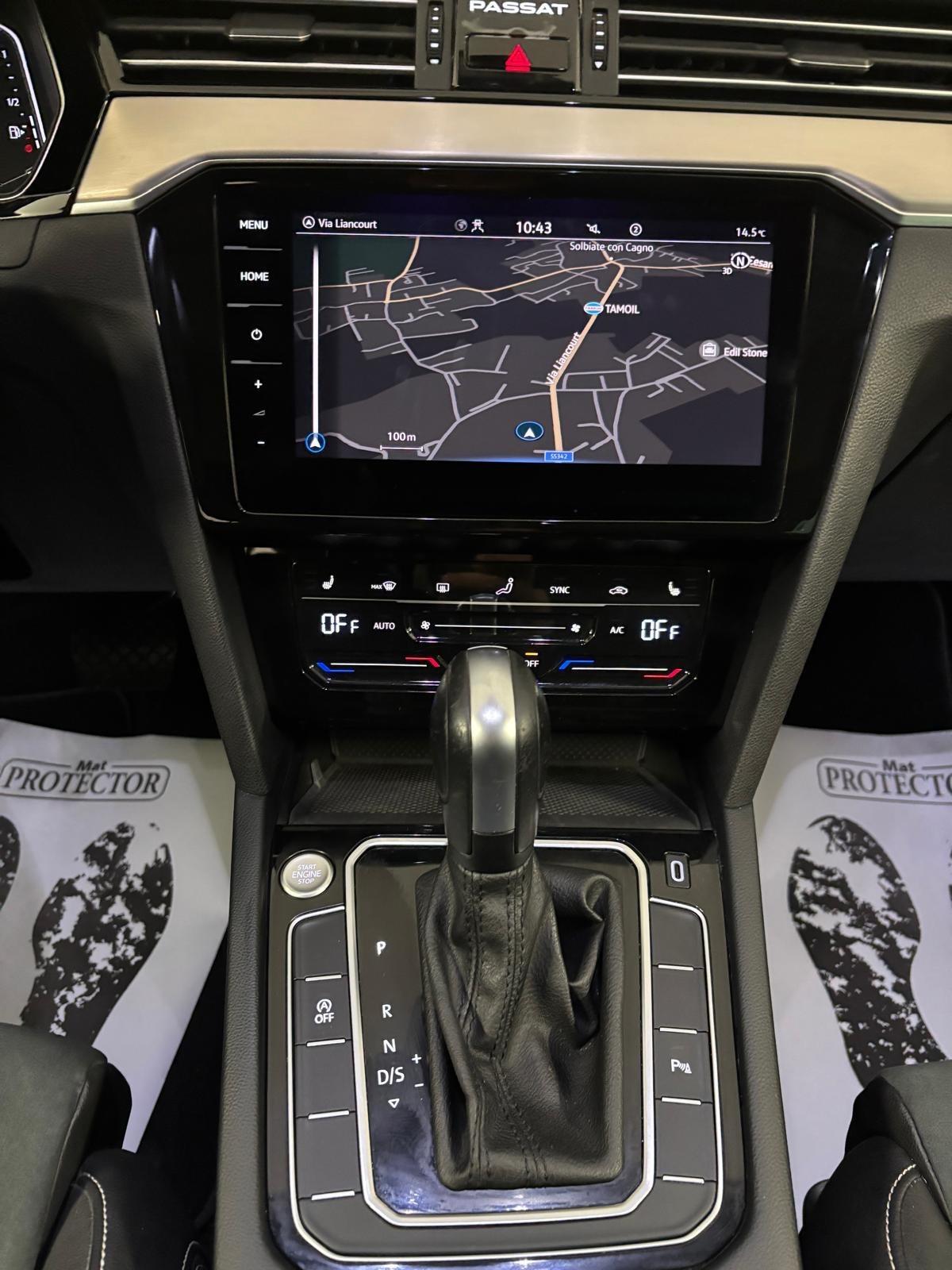 Volkswagen Passat Variant 2.0 TDI SCR EVO DSG Executive FULL OPTIONAL * REGALO SPECIALE DA AUTOWEB *