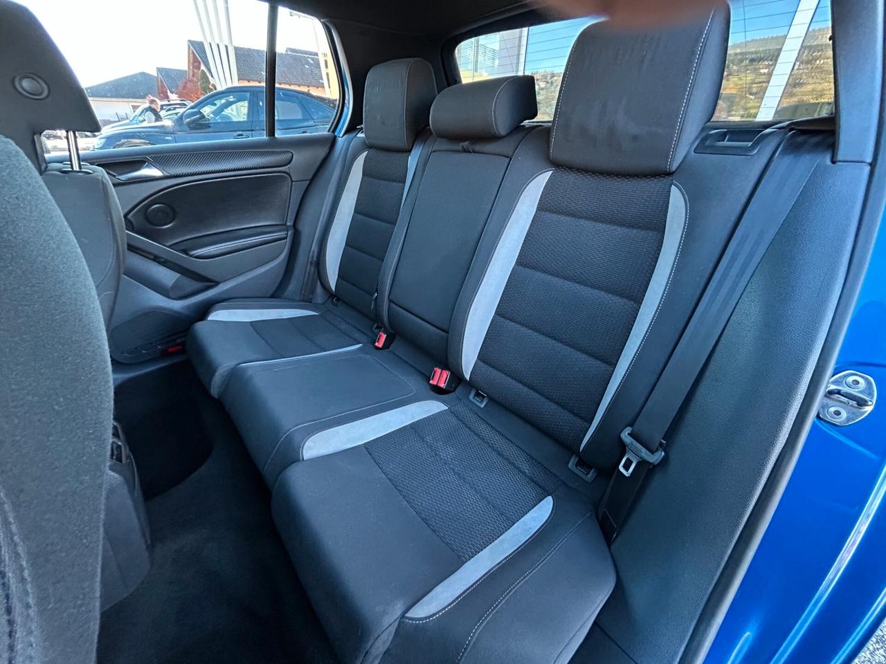 Volkswagen Golf R 2.0 TSI 4mot. DSG 5p. 270cv