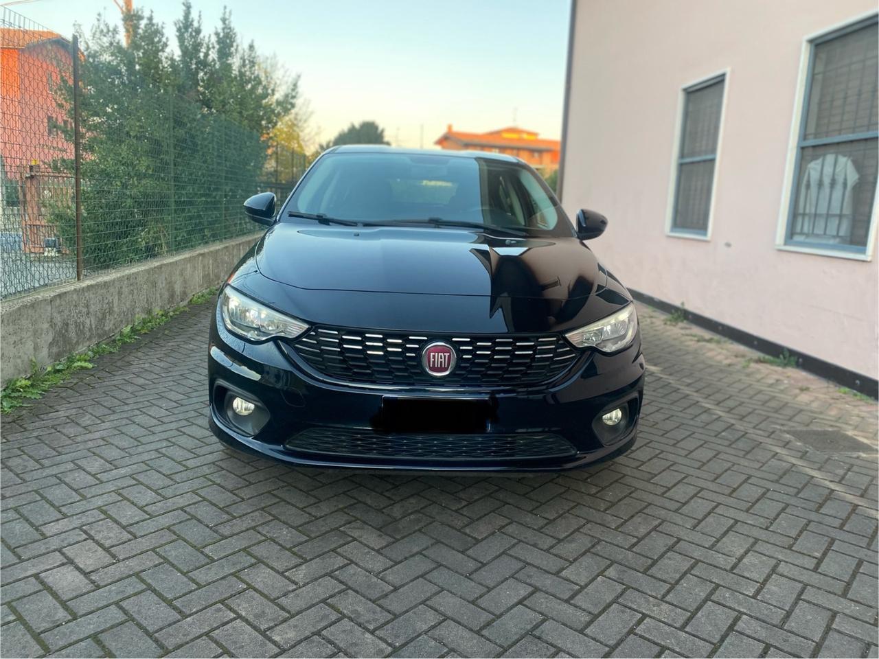 Fiat Tipo 1.4 4 porte Easy