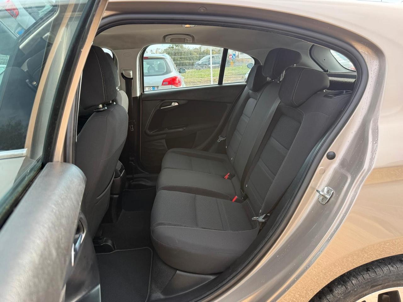 Fiat Tipo 1.6 Mjt S&S 5 porte S-Design