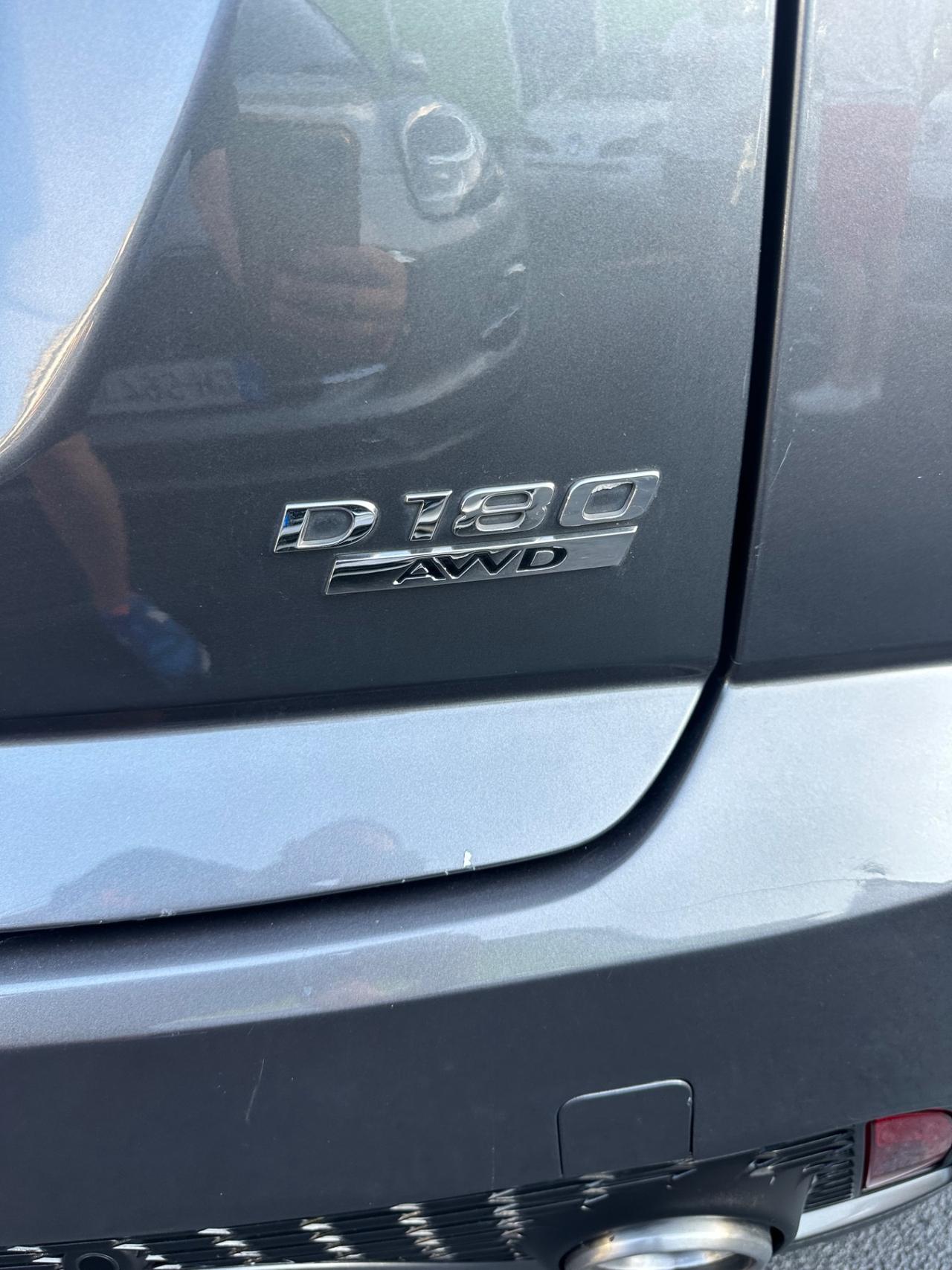 Jaguar E-Pace 2.0D 180 CV AWD R-Dynamic 2018