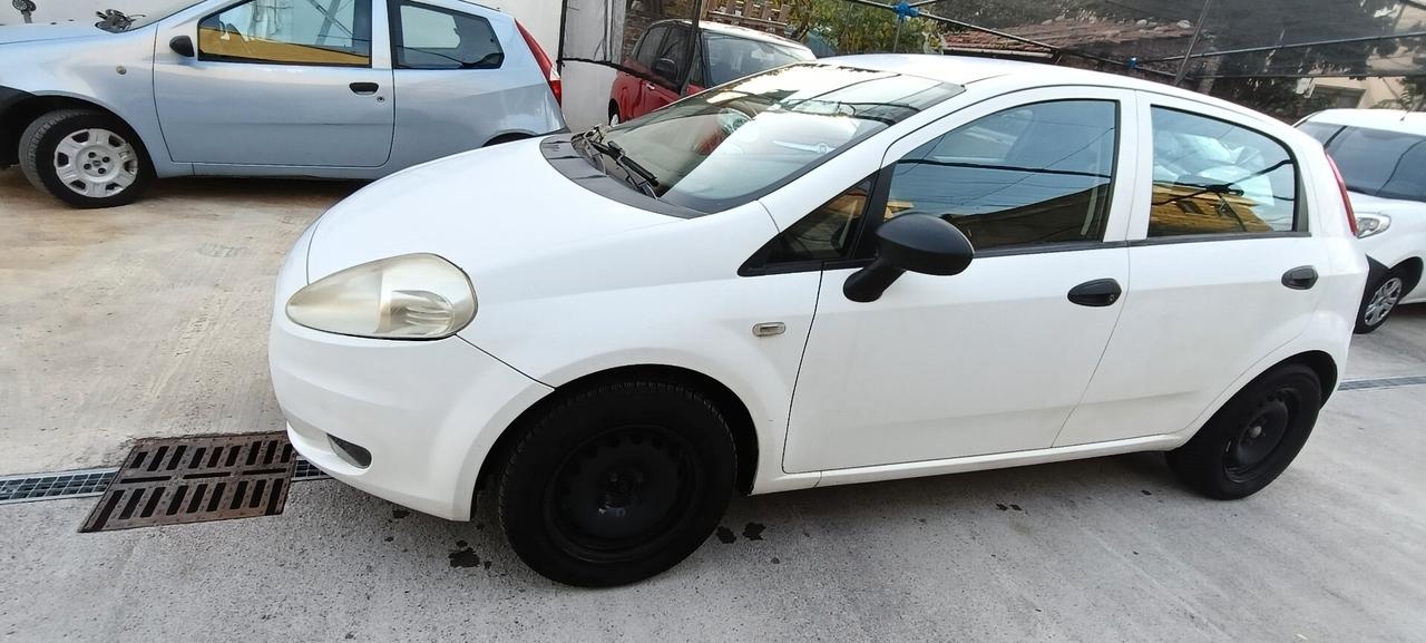 Fiat Grande Punto 1.3 MJT 75 CV 3 porte Dynamic